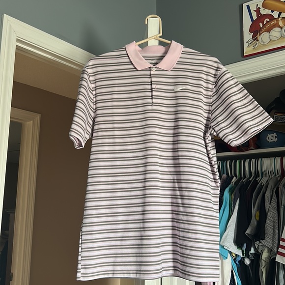 Nike Golf Polo - Picture 2 of 4